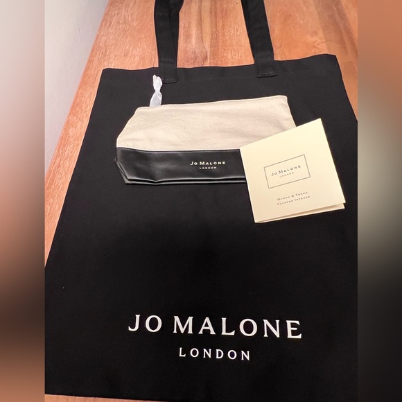 Jo Malone Handbags - Jo Malone Tote Set